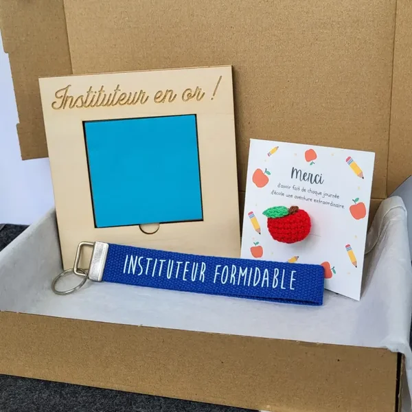 Boite cadeau 20 € - Cadre à post-it, marque-page et porte-clés