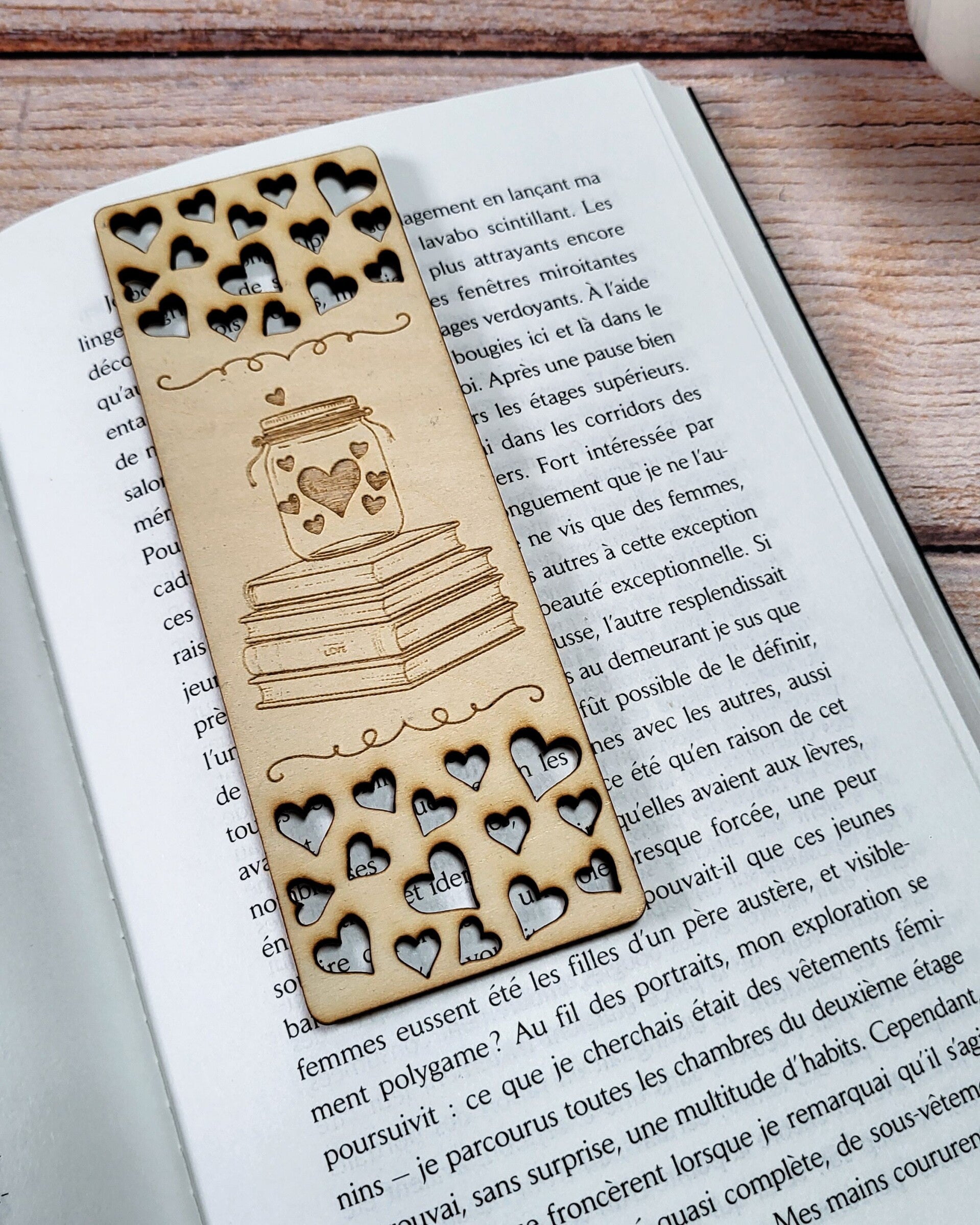 Marque-page bois - Coeurs