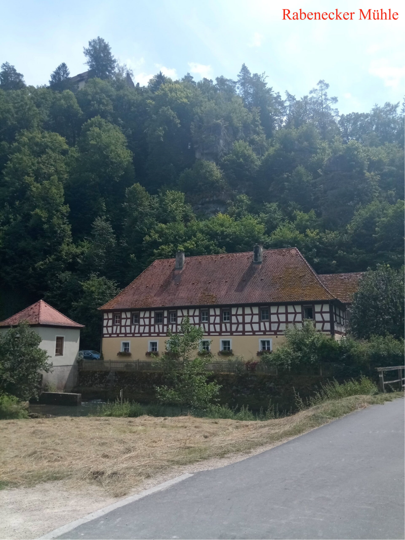 Rabenecker Mühle mit Burg