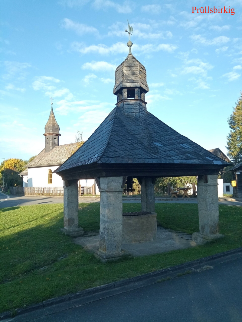 Brunnen und Kapelle Prüllsbirkig