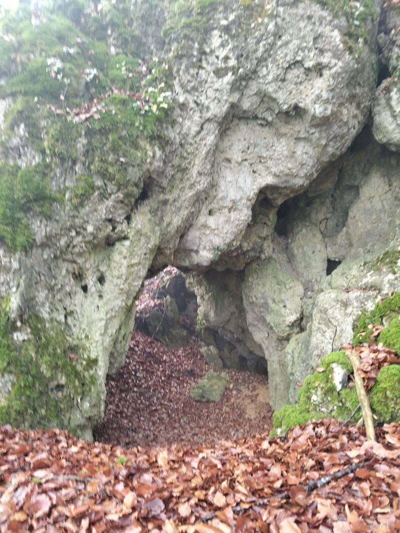 Sperbes Höhlenruine