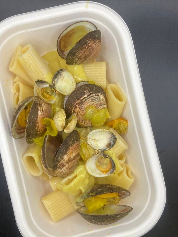 Pâtes aux coquillages, crème au safran