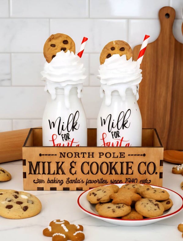 Set Milk and cookies for Santa Dekoration.