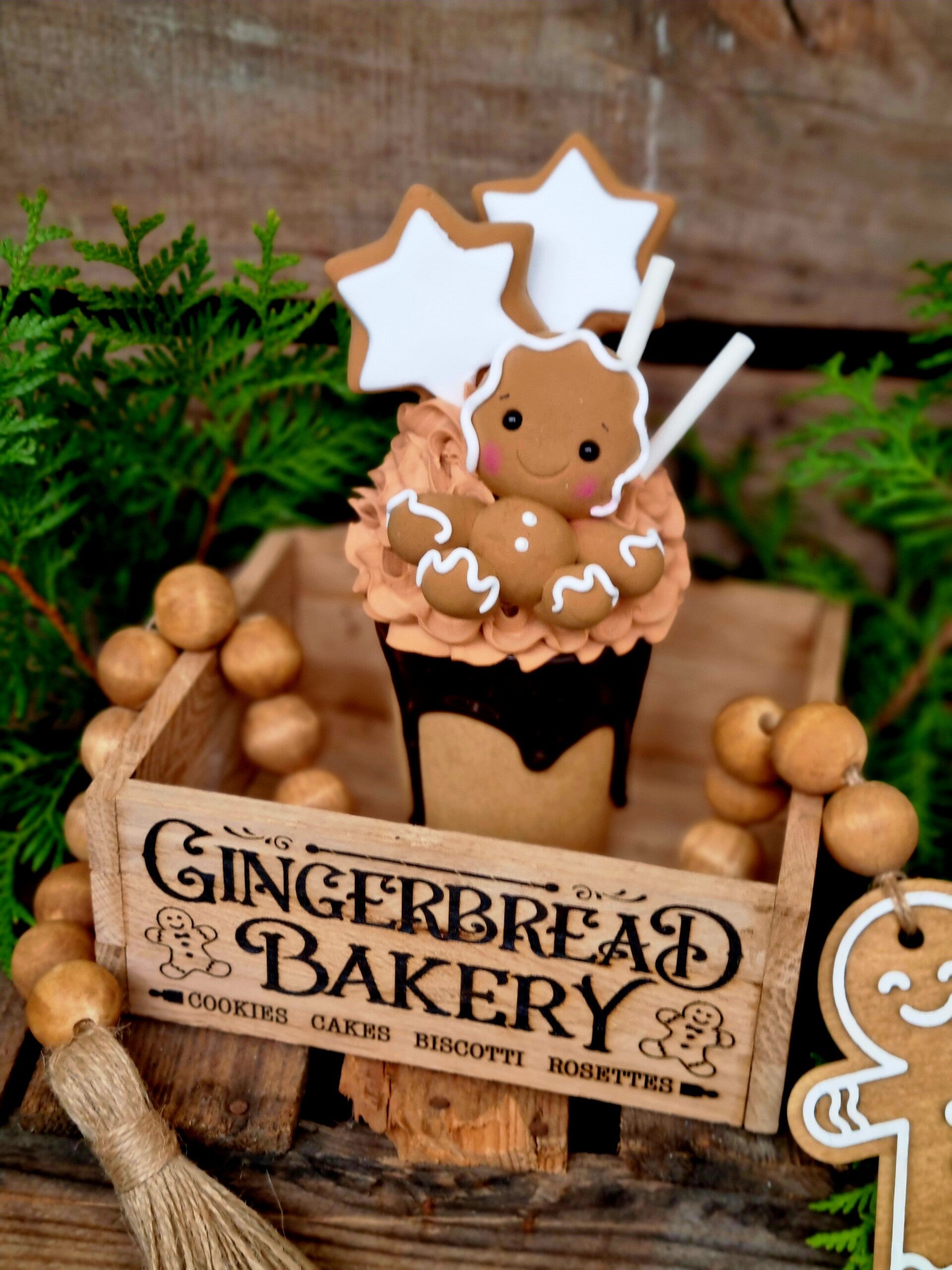 Farmhaus Holzkiste Lebkuchenmännchen