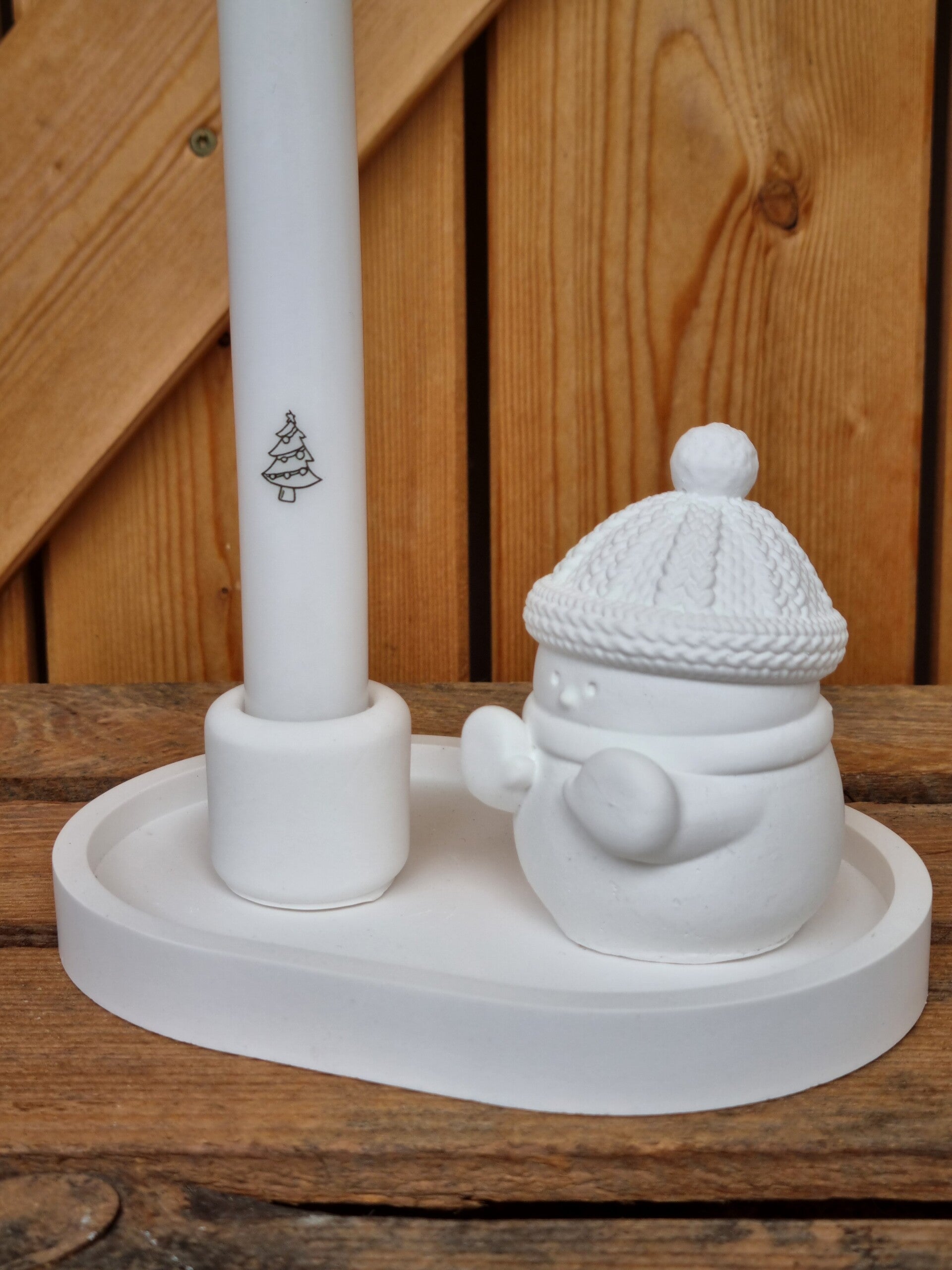 Nordic Christmas Arrangement