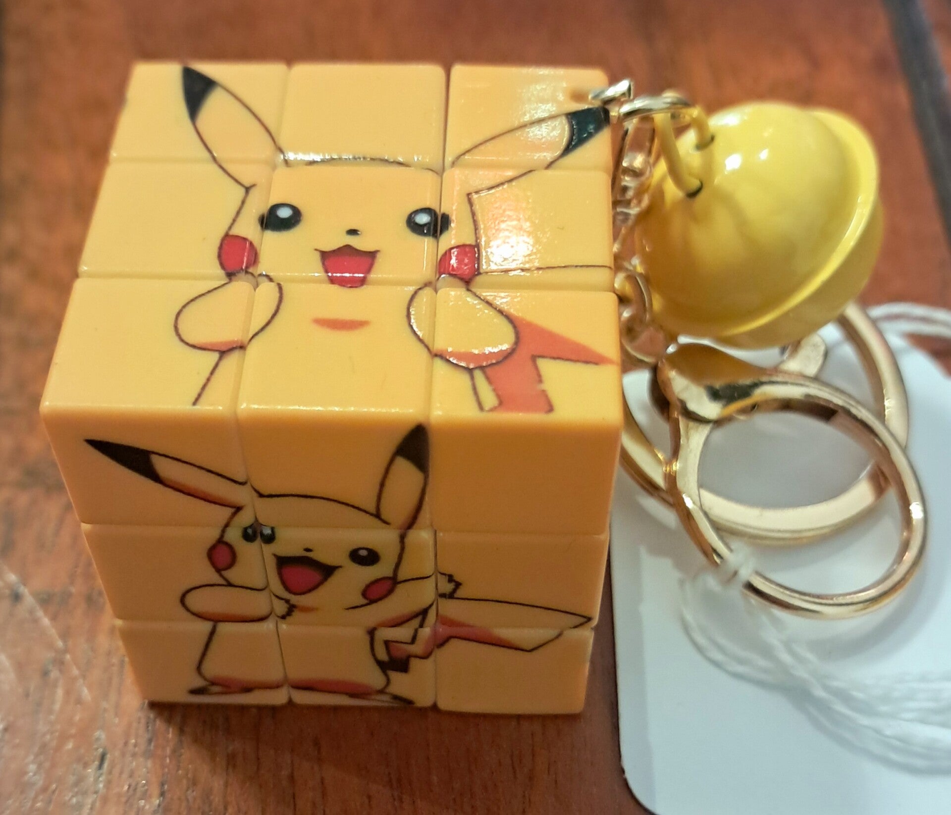 Pokemon - Portachiavi con gioco cubo