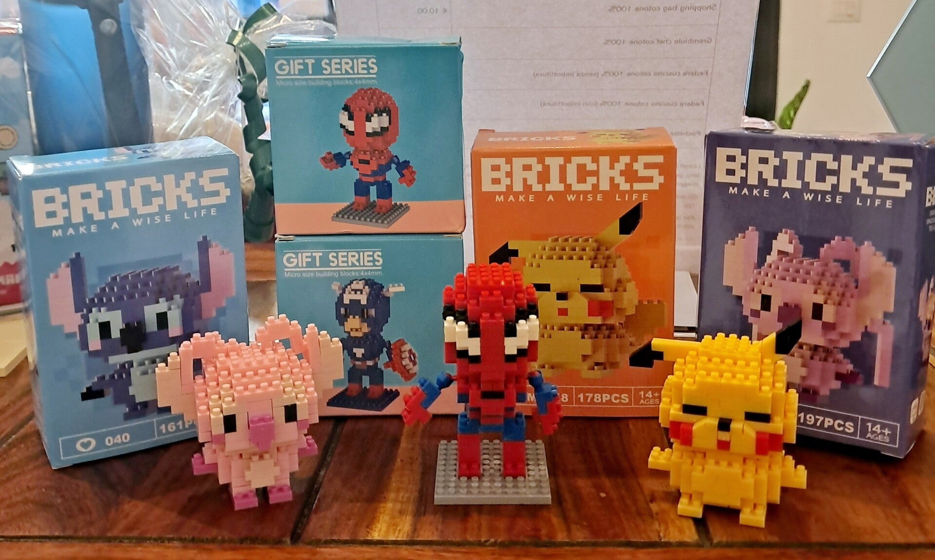 Lilo&Stitch Pokémon Spiderman Captain America da costruire