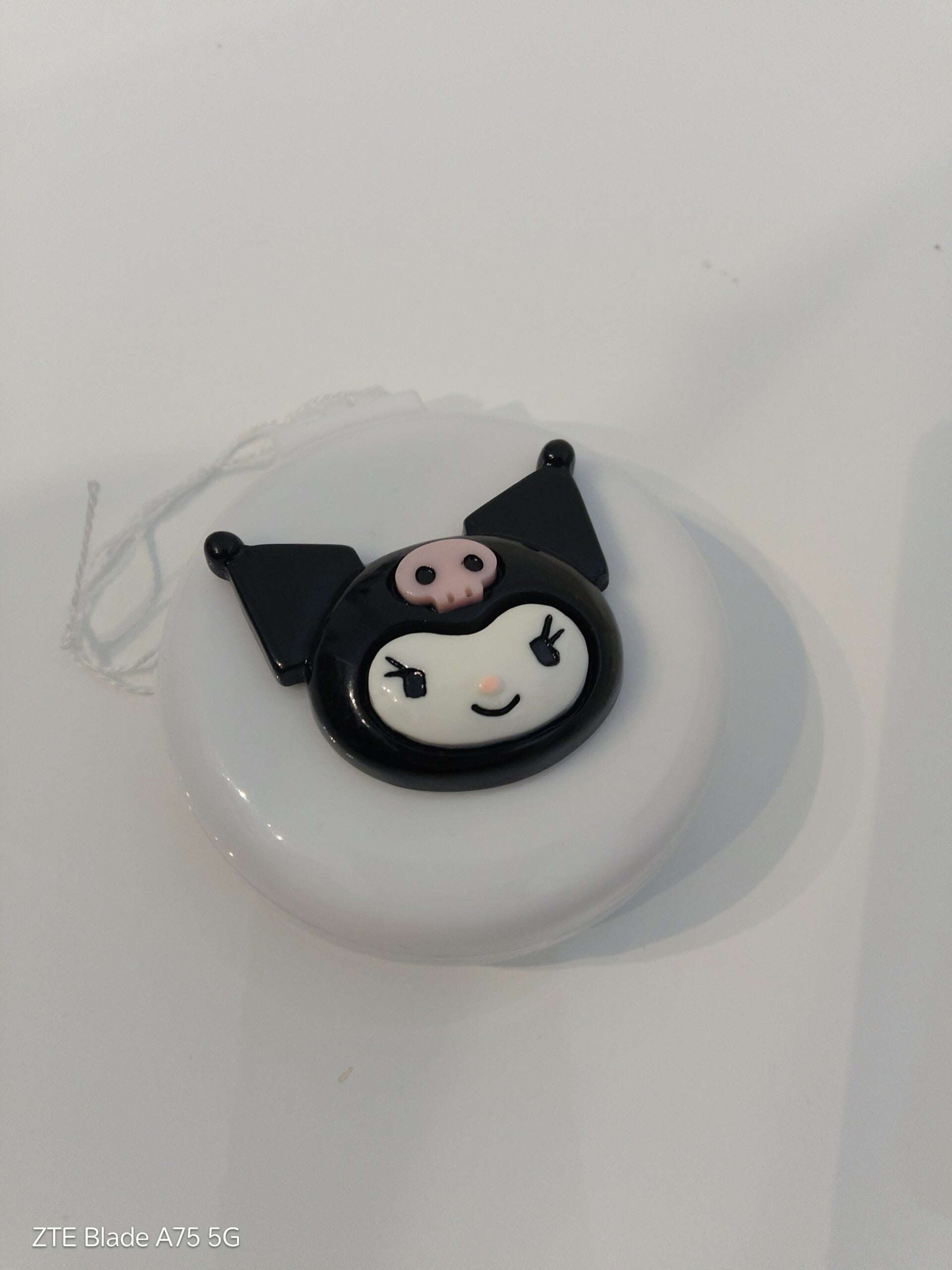 Spazzola da borsetta con specchio Kuromi