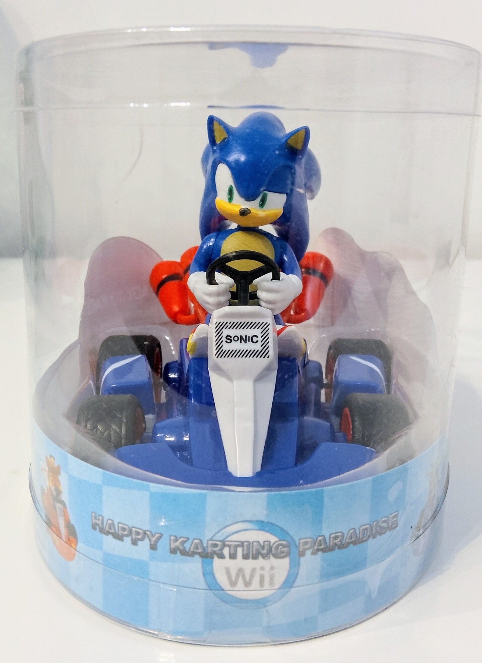 Sonic Racing con macchina