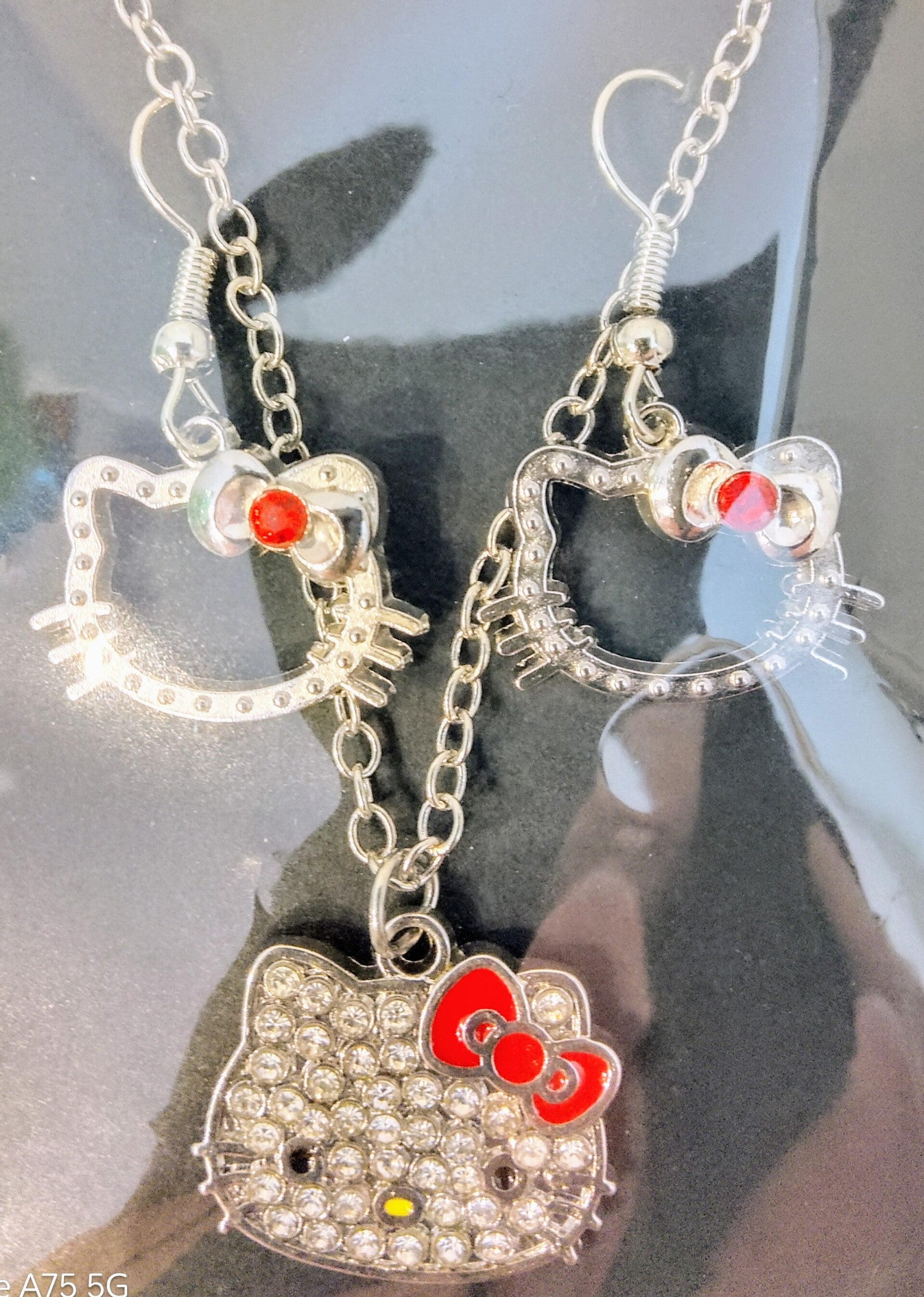 Hello Kitty -  Set collana + orecchini