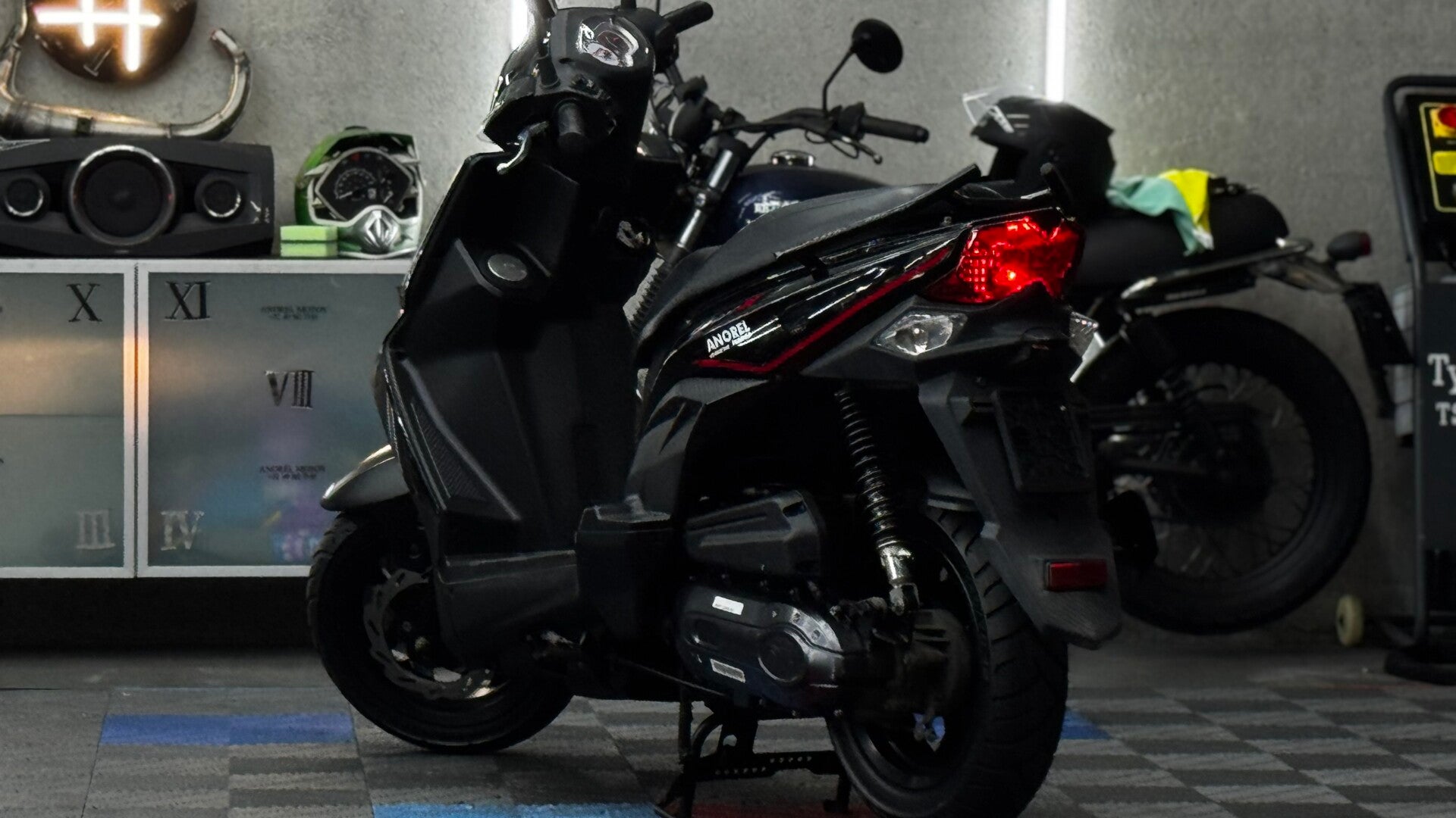 Sym Orbit III klasse A 25km