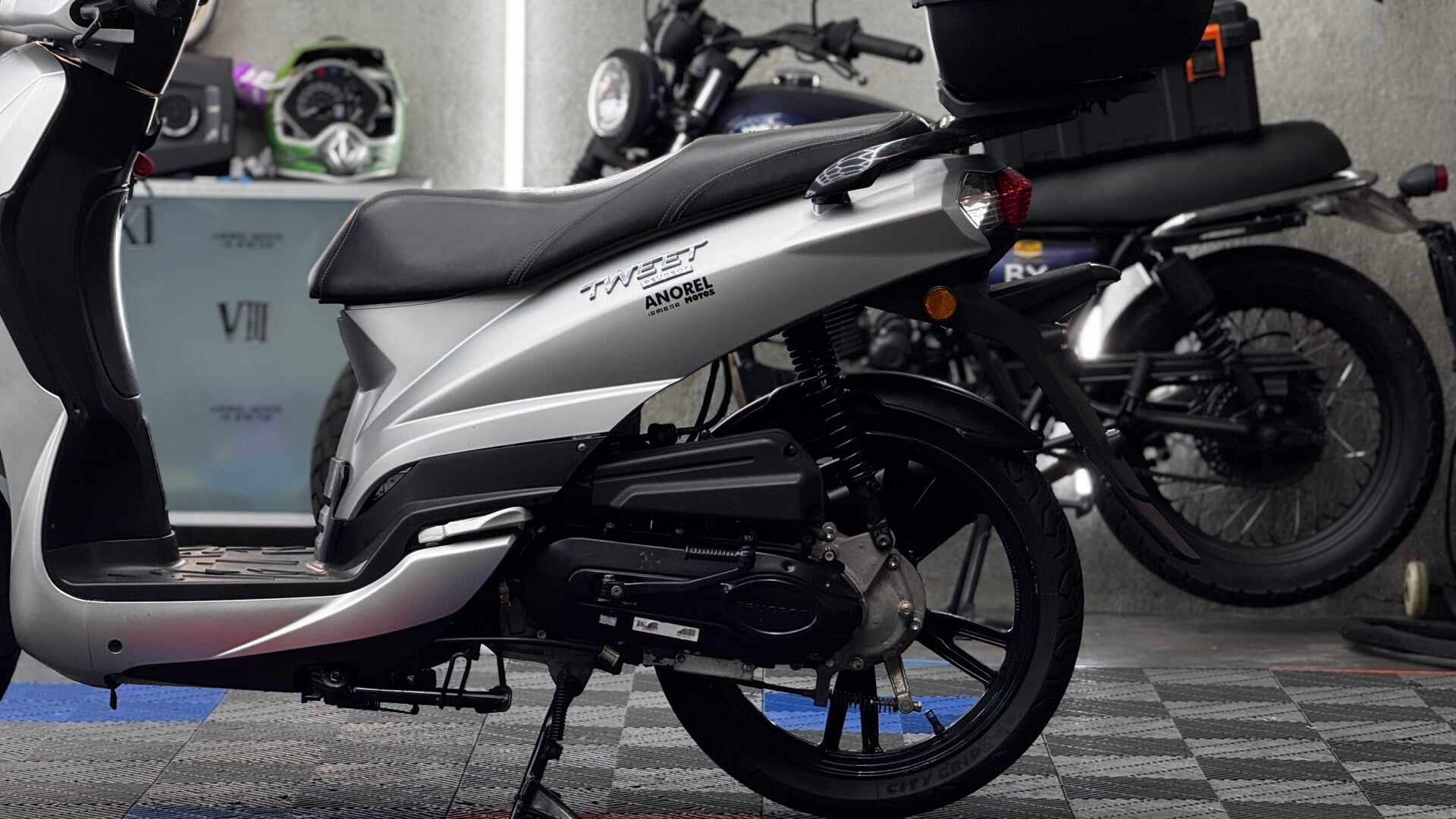 Peugeot tweet klasse A