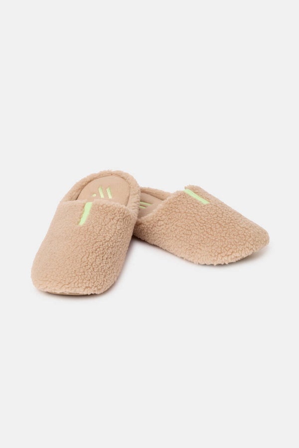 262-15-TSA-M/212 Beige pantoffels van zachte teddystof