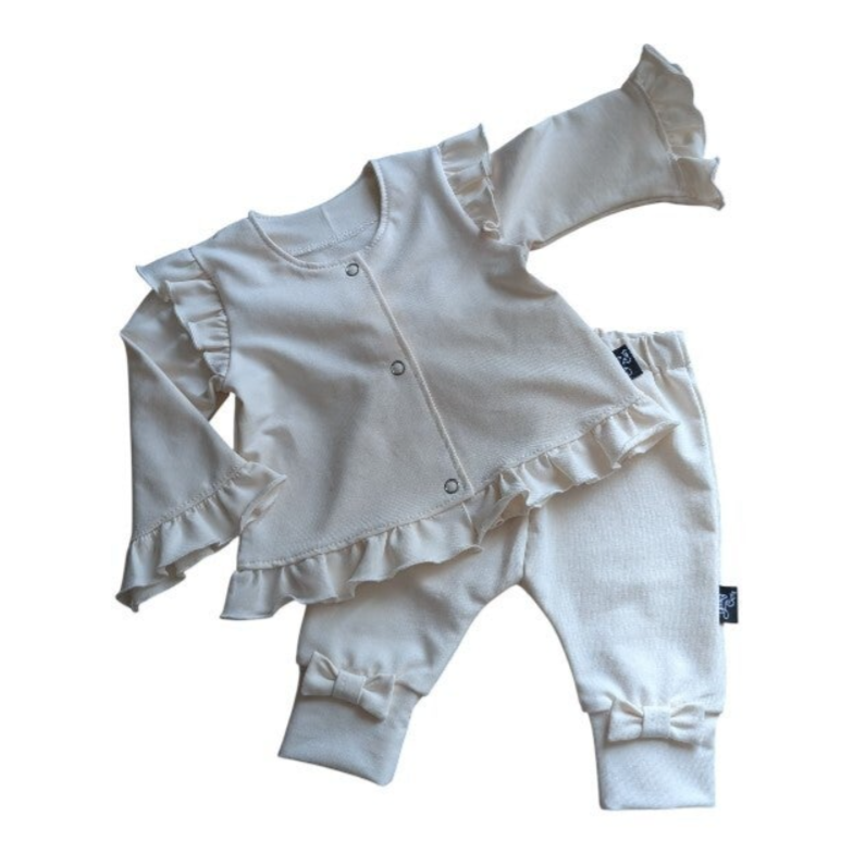 1019 - 1020 Creme kleurig setje