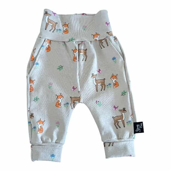 1055 Broekje met vosjes en hertjes