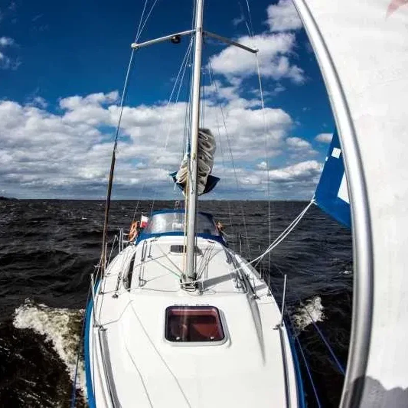 maxus-33blanc4.webp
