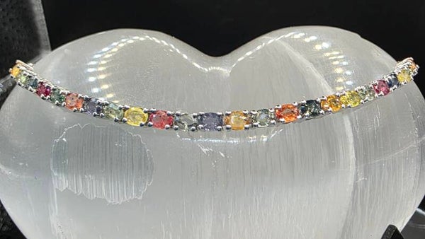 Stunnng Sapphire bracelet in sterling silver