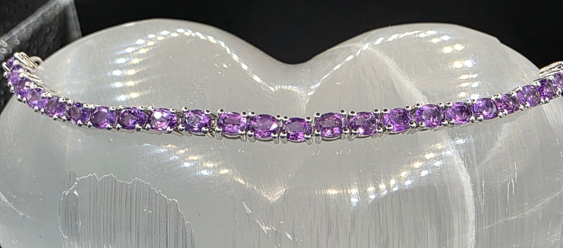 Stunning Amethyst in sterling silver bracelet