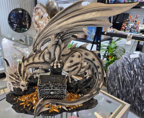Dragon ornament (chest opens)