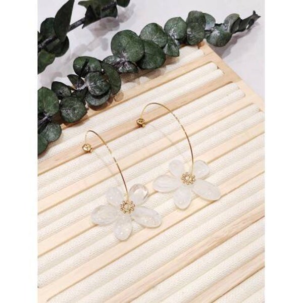 Boucle D'oreille FLEUR D'EBENE BLANCHE