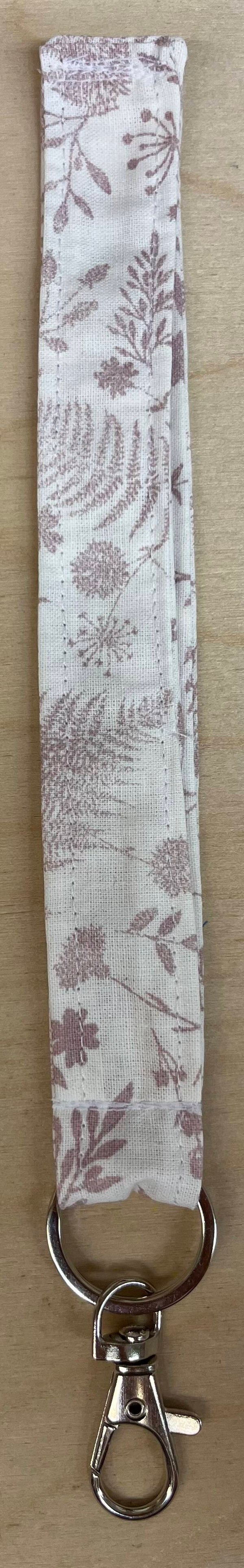 Anhänger Baumwolle Weiss/Altrosa Blumen 22,5cm