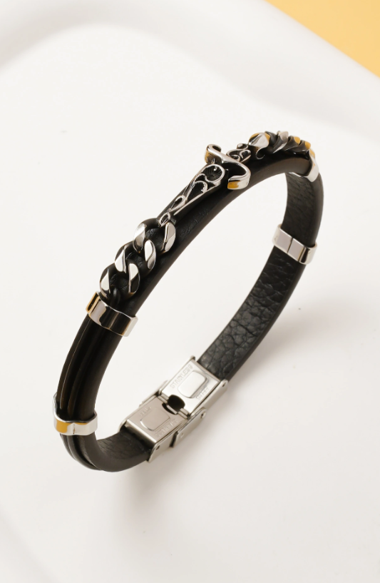 Bracelet Cuir Noir et Croix