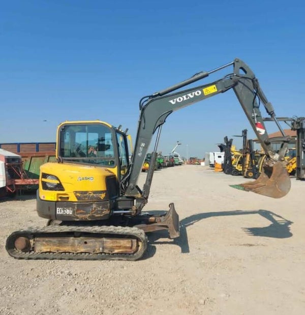 🚜 Volvo ECR58 Anno 2018 - 4.500 Ore - Doppio Impianto - Occasione!
