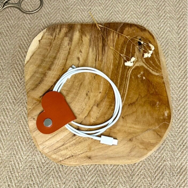 Attache câble/écouteurs en cuir