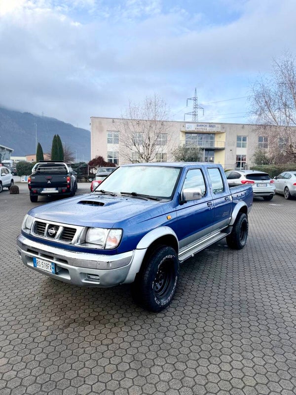 Nissan navara d22