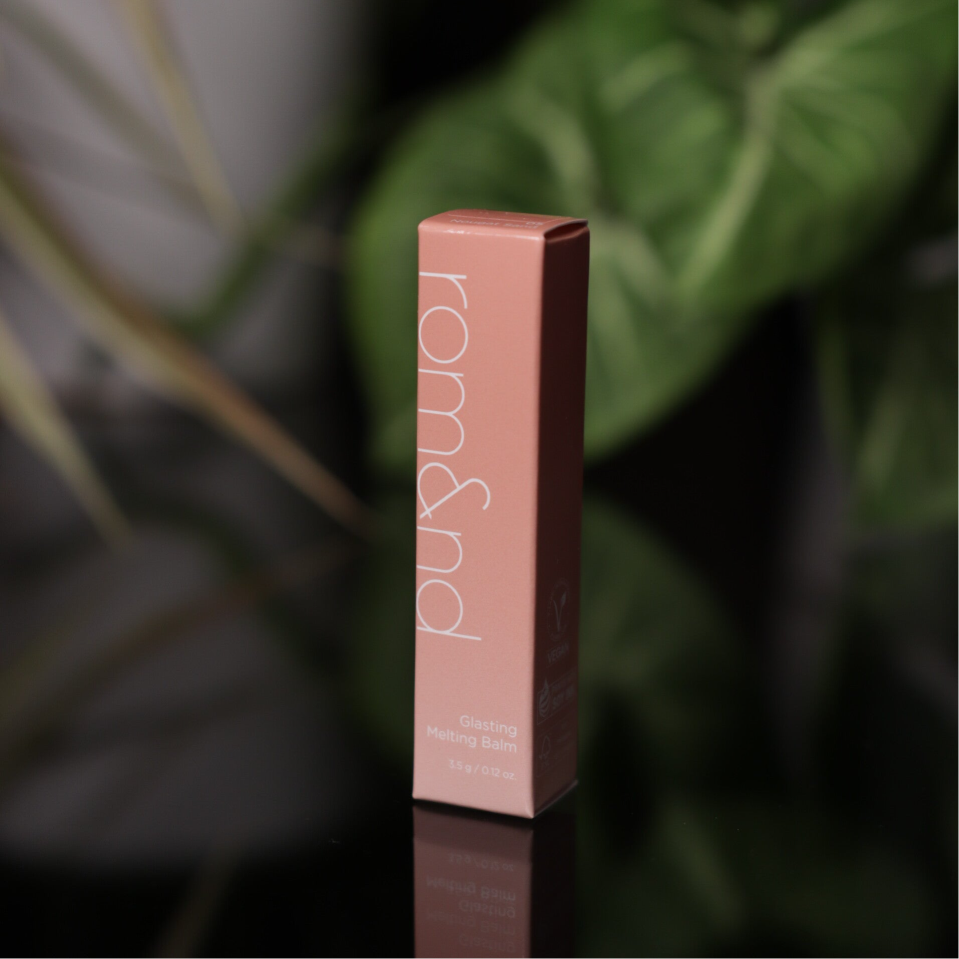 Rom&nd | Glasting Melting Balm - Glossy Lip Balm - 05 Nougat Sand | 3.5g