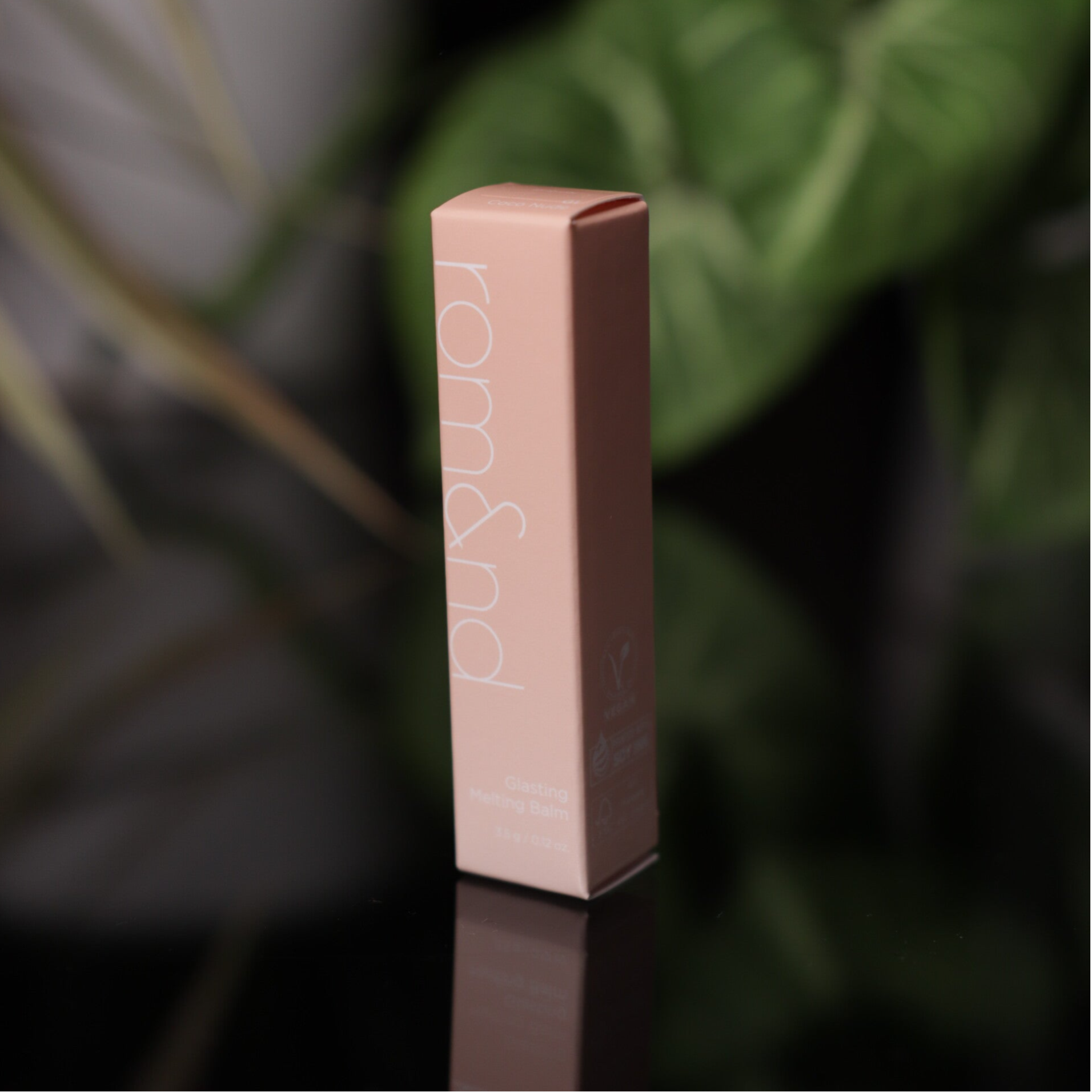 Rom&nd | Glasting Melting Balm - Glossy Lip Balm - 01 Coco Nude | 3.5g