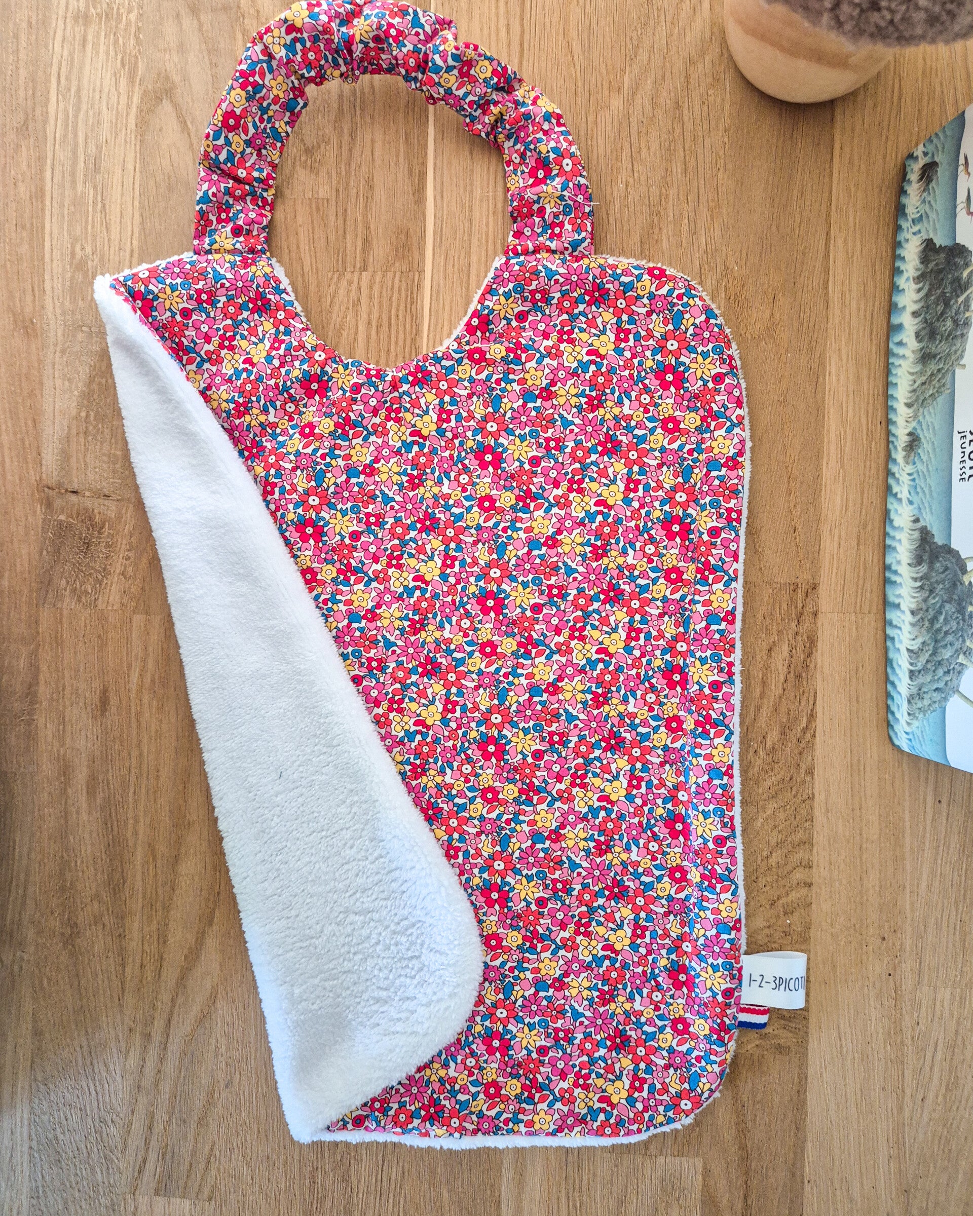 Grand bavoir élastiqué maternelle