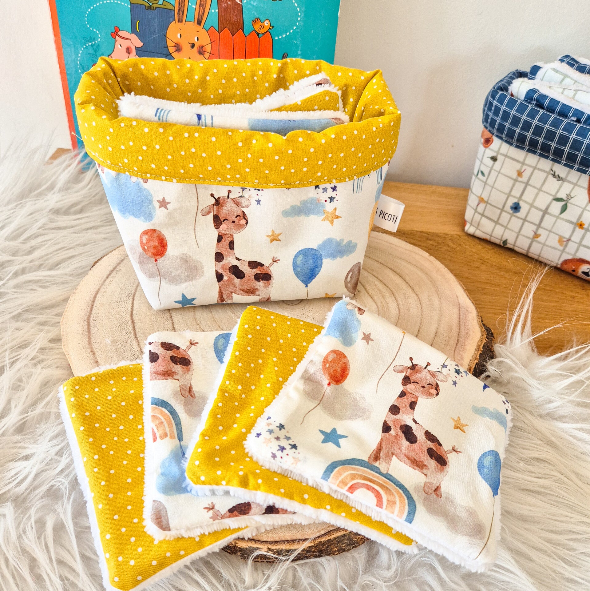 Lingettes bébé et sa panière