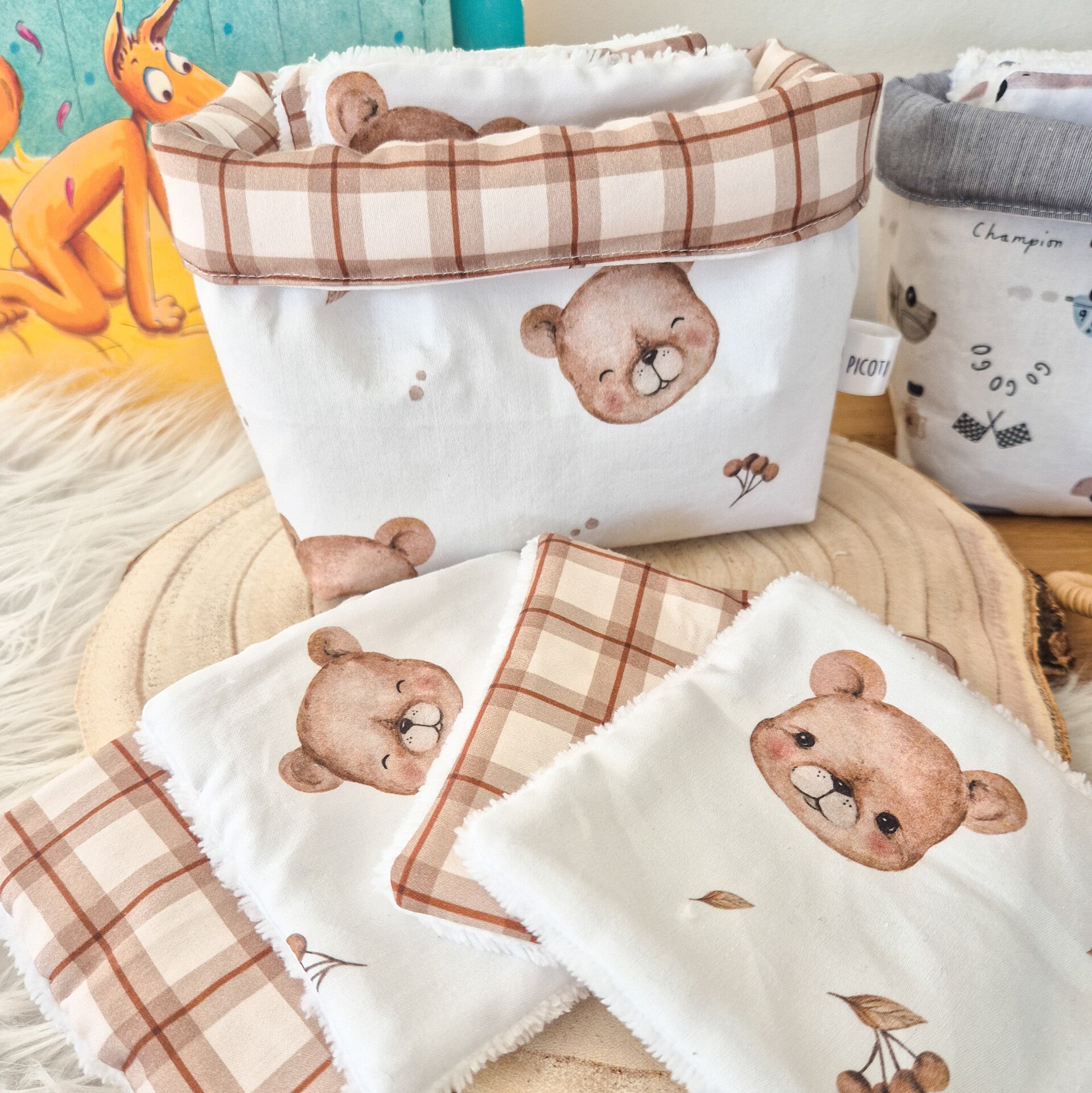 Lingettes  bébé et sa panière