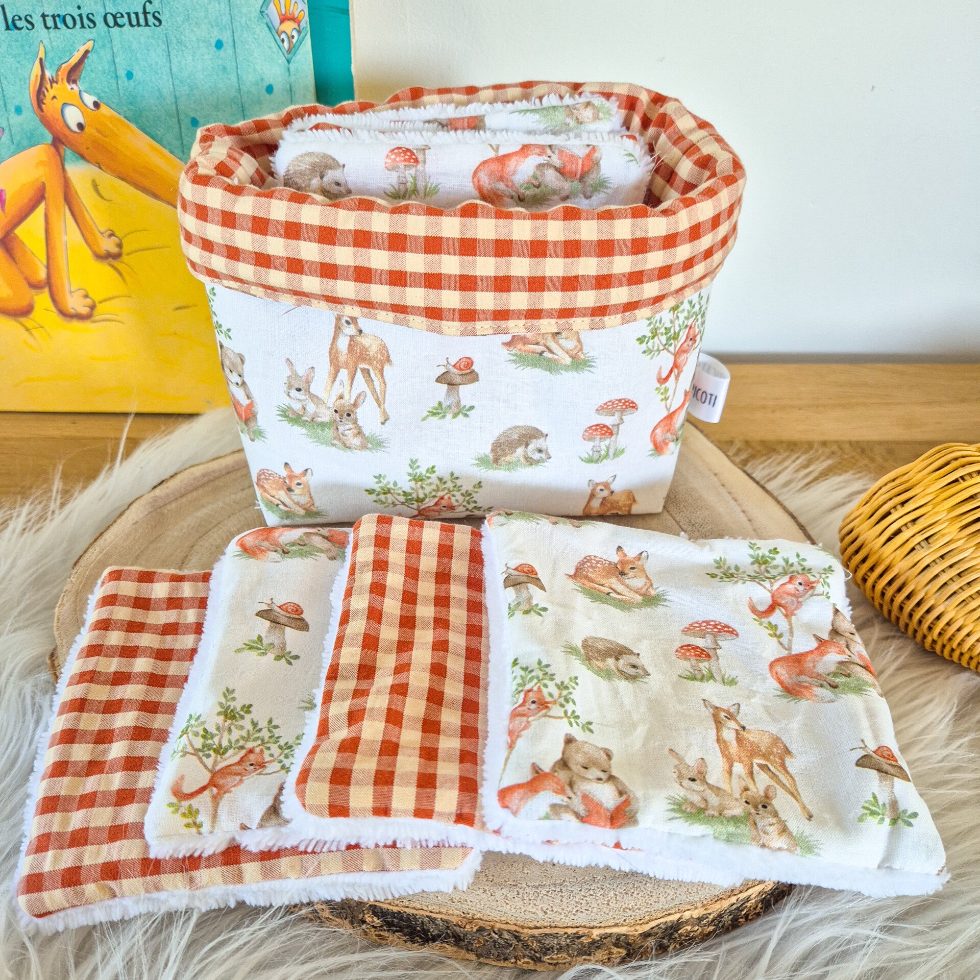 Lingettes  bébé et sa panière