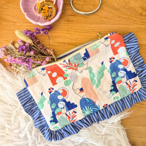 Pochette à volant