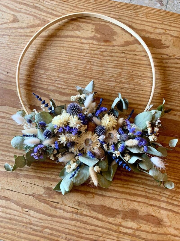 Couronne de fleurs séchées
