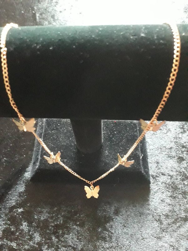 Collier pendentifs papillon