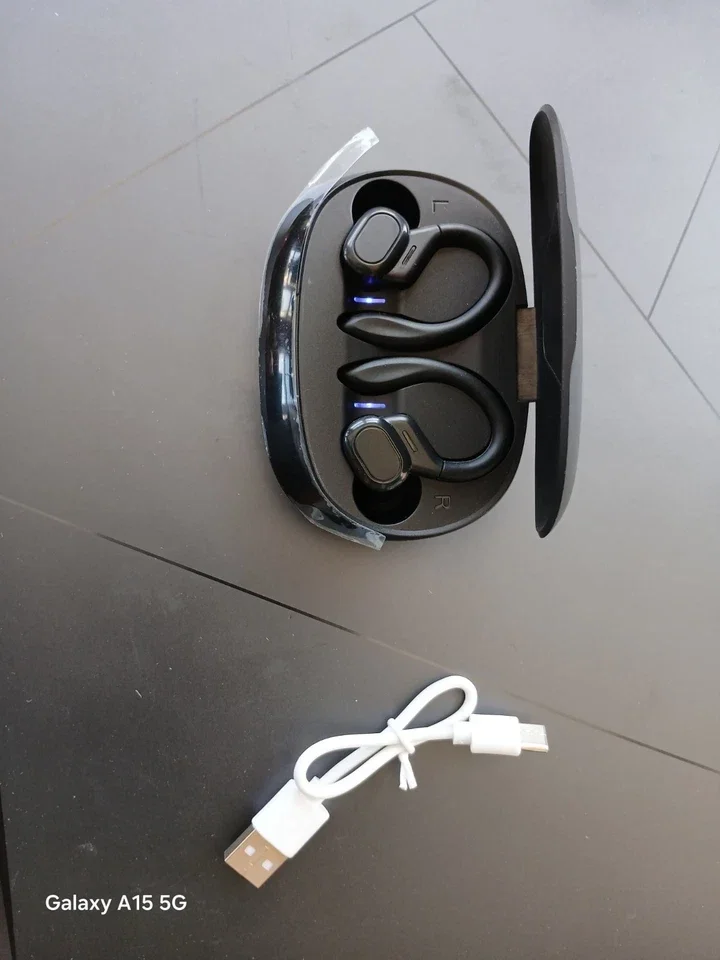 vobot talk app ear bugs or headsets