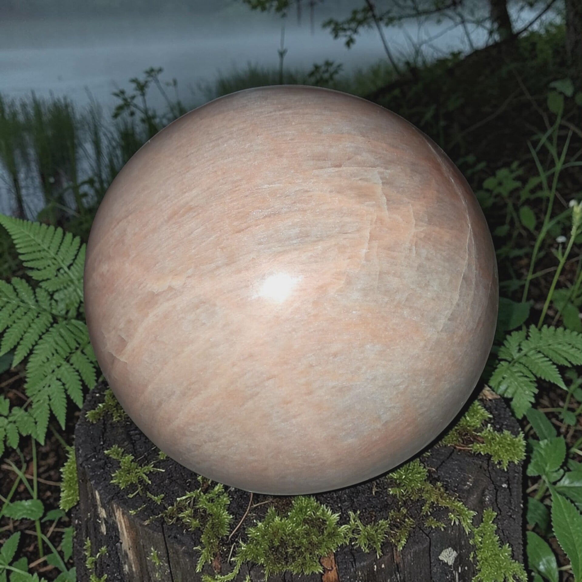 Maansteen Bol