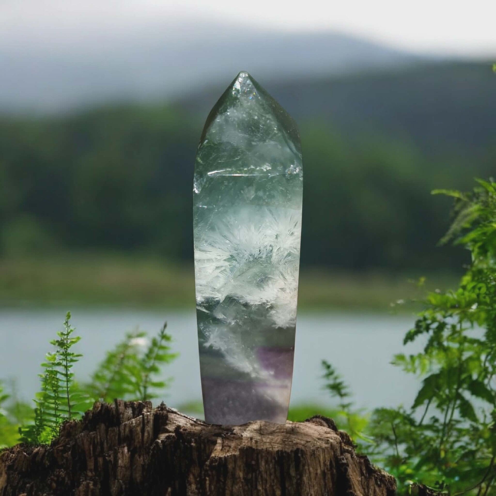 Fluoriet Obelisk 01