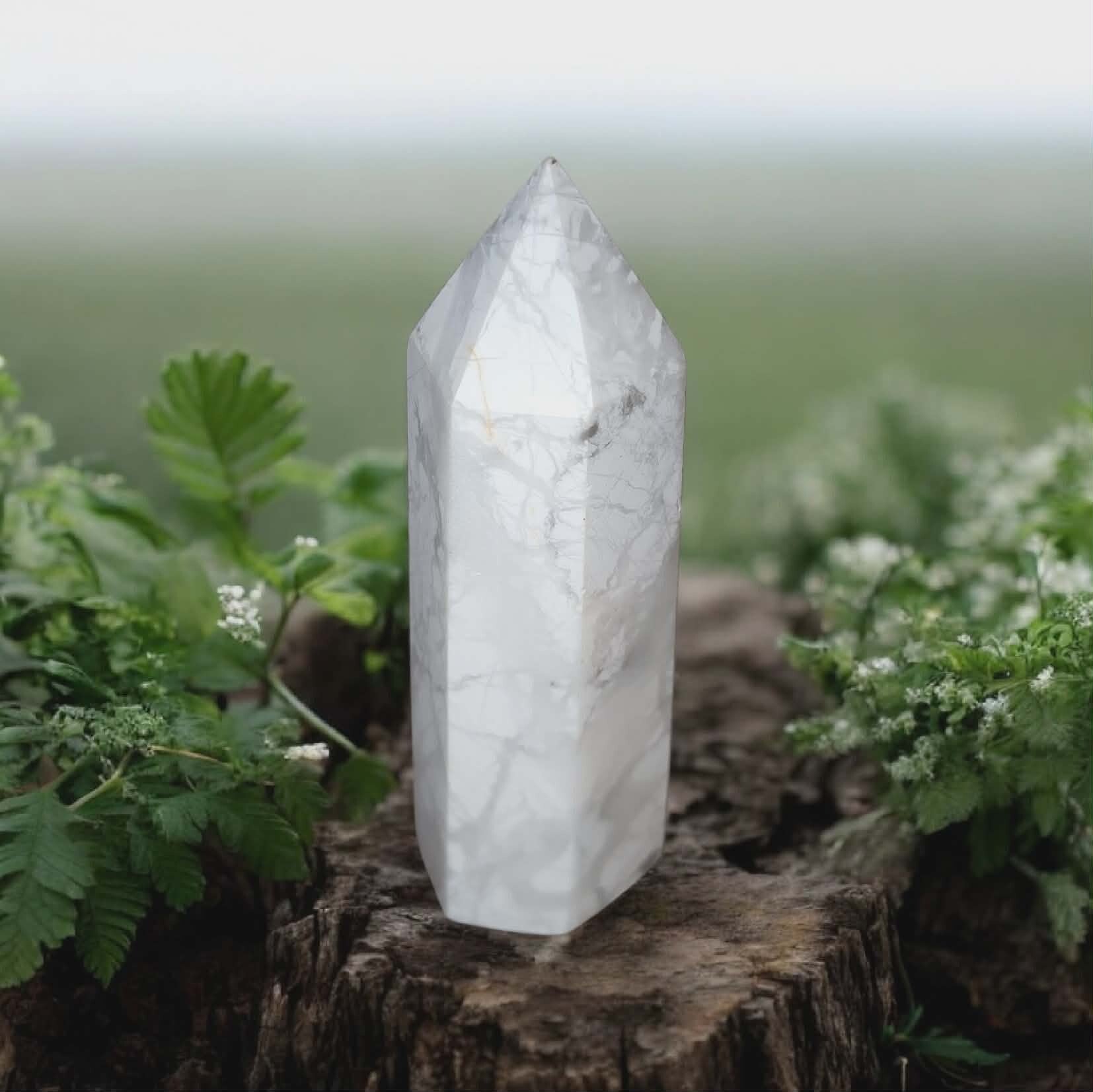 Howliet Obelisk 01