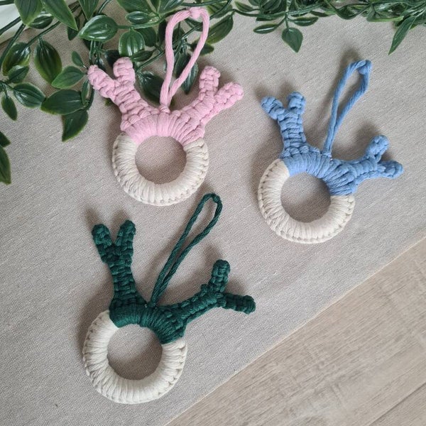 Renne en macramé