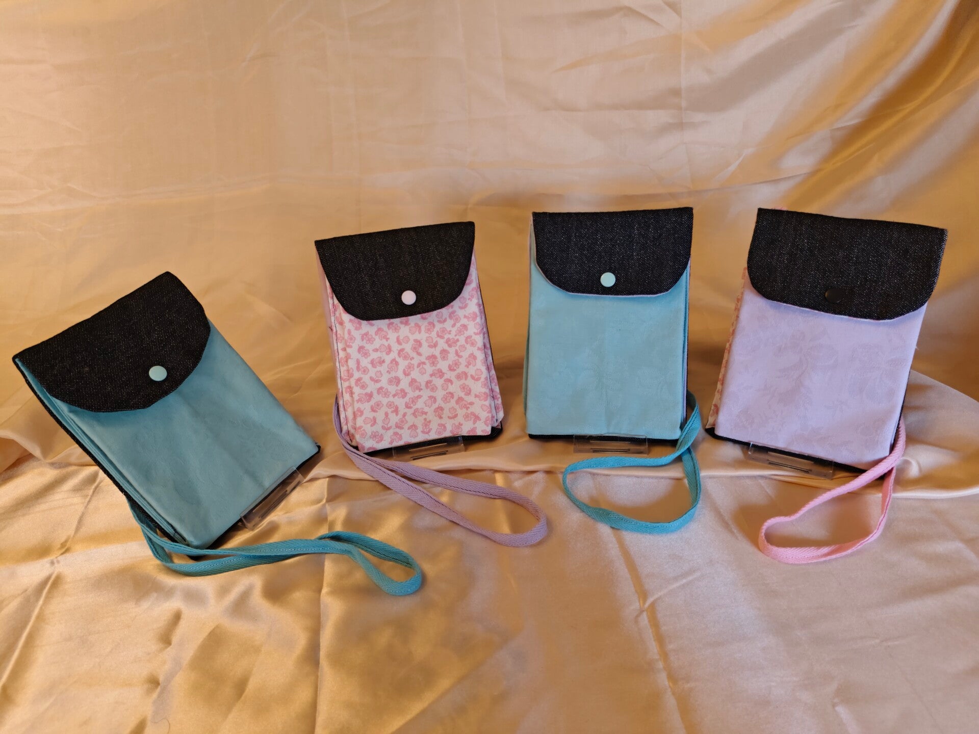 Borsa Porta Cellulare e Mini-Tracolla fatto a mano in Tessuto