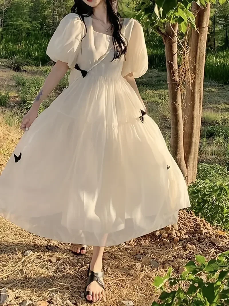 Robe mignonne crême