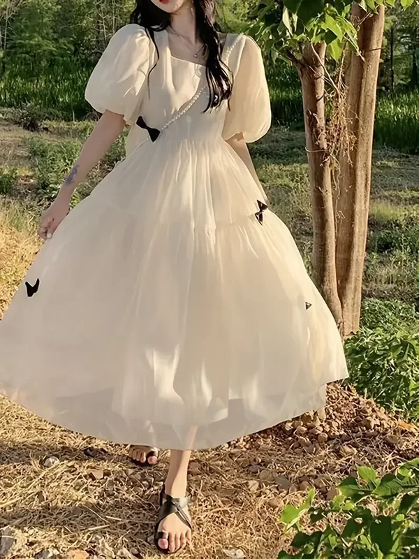 Robe mignonne crême