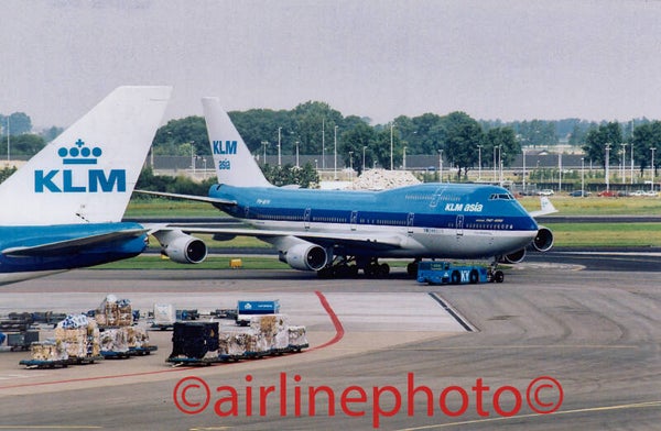 PH-BFH KLM Royal Dutch Airlines Boeing 747-400M on pushback at Amsterdam Airport Schiphol 15-06-2002