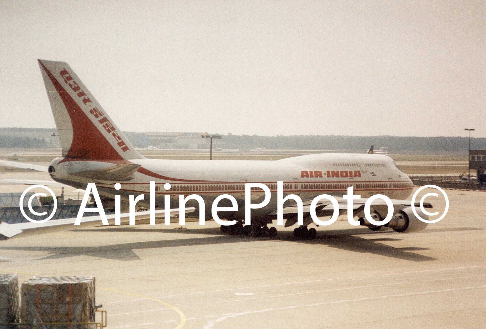 VT-EPW Air India  Boeing 747-337(M)
