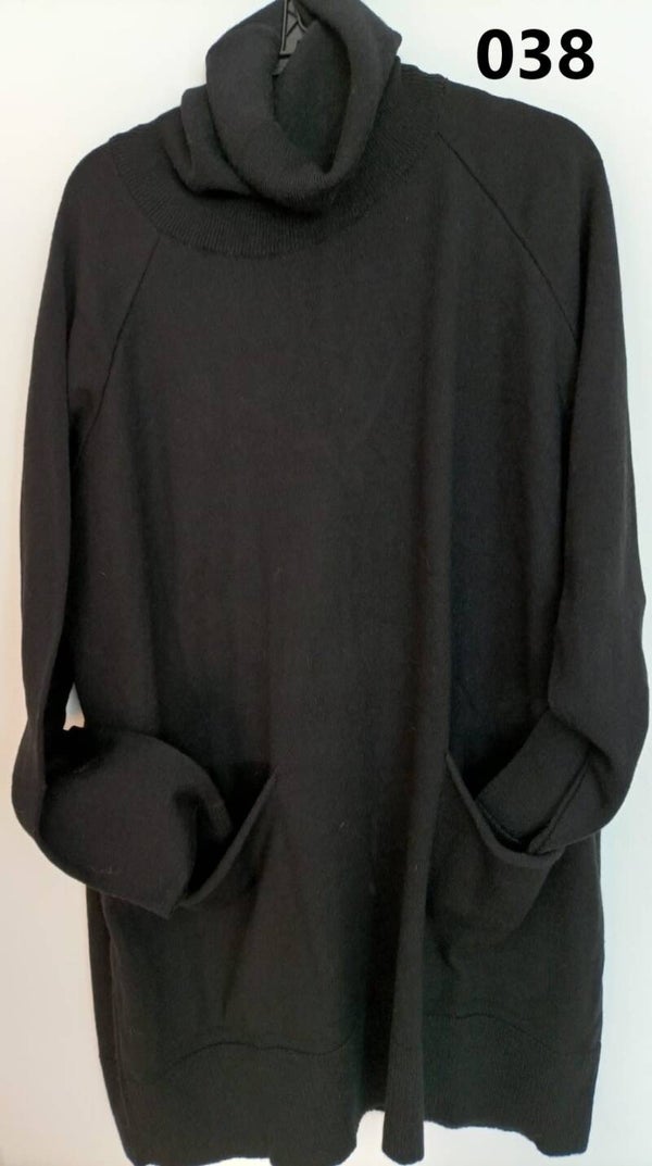 Polera/cuello alto con bolsillos