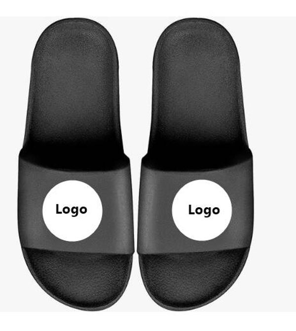 Badeschlappen mit Vereinslogo